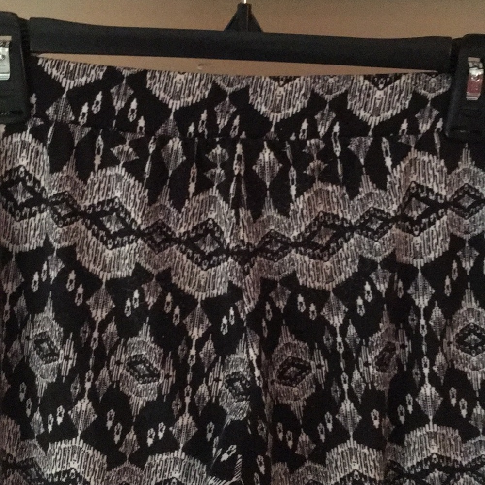 Maurice’s Leggings - Picture 4 of 5